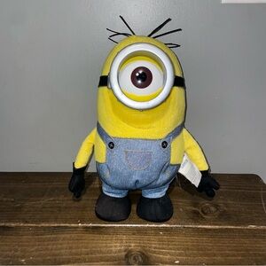 Despicable Me Stuart the Minion One Eyed Stuffed Plush Toy Yellow